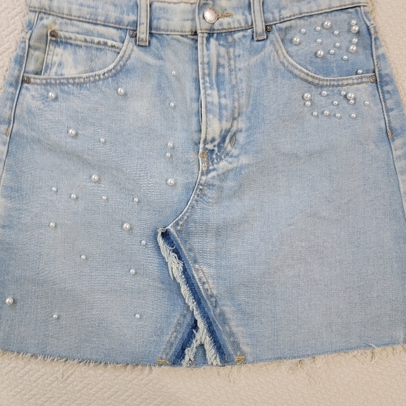 Velvet Heart Pearl Embellished Denim Skirt Distressed Frayed Hem Size 25 Boho - Picture 2 of 16